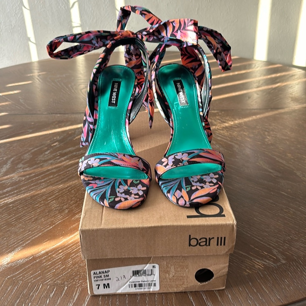 Colorful Floral High Heel Sandals - Picture 16 of 16